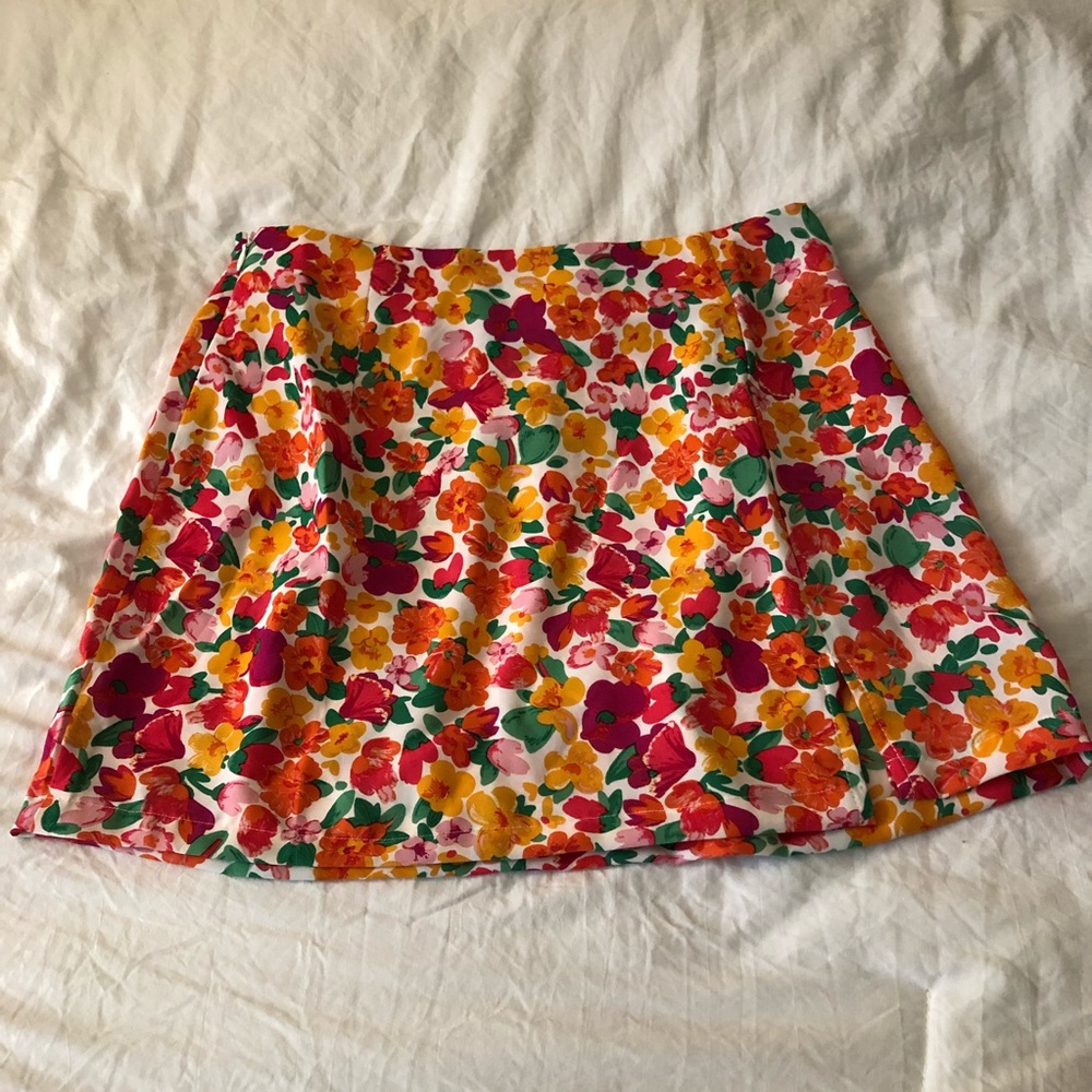 Floral Mini Skirt 🌸